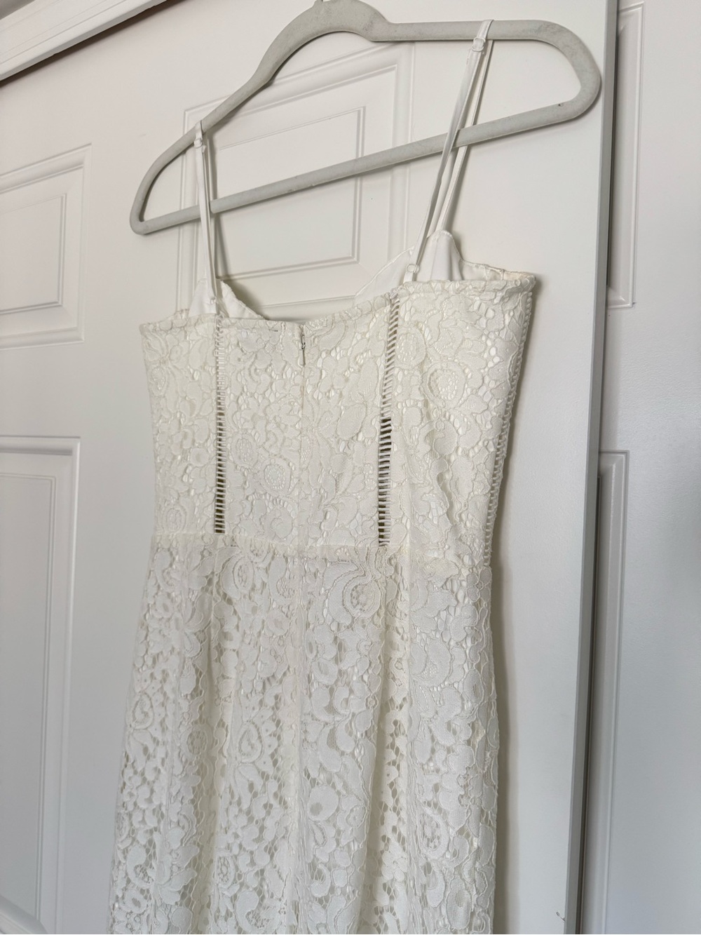 Bardot White Brielle Lace Midi Dress - Picture 10 of 11
